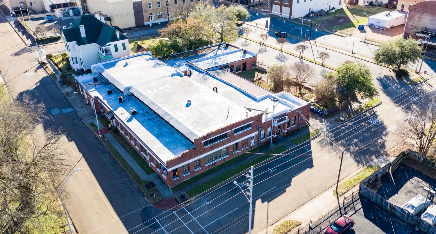 208 E Burleson St, Marshall, TX 75670